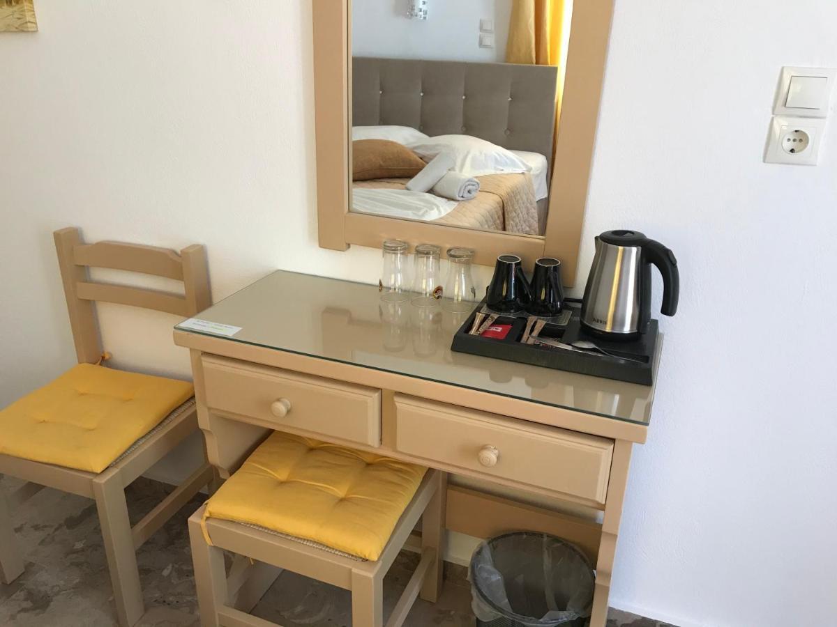 Vassiliki Rooms Páros Zewnętrze zdjęcie