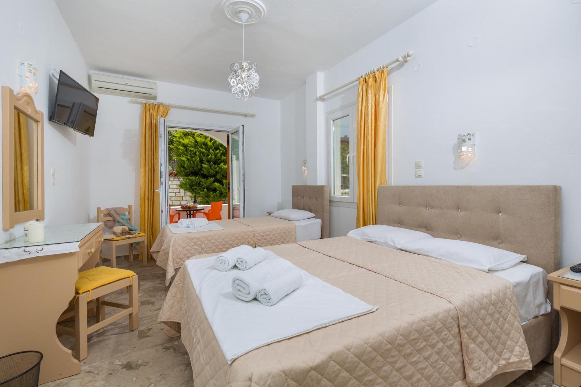 Vassiliki Rooms Páros Zewnętrze zdjęcie